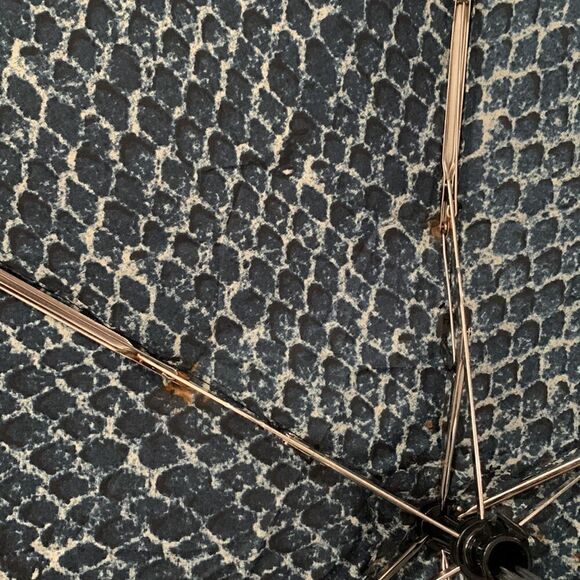 NWOT COACH foldable umbrella with case - Picture 9 of 12